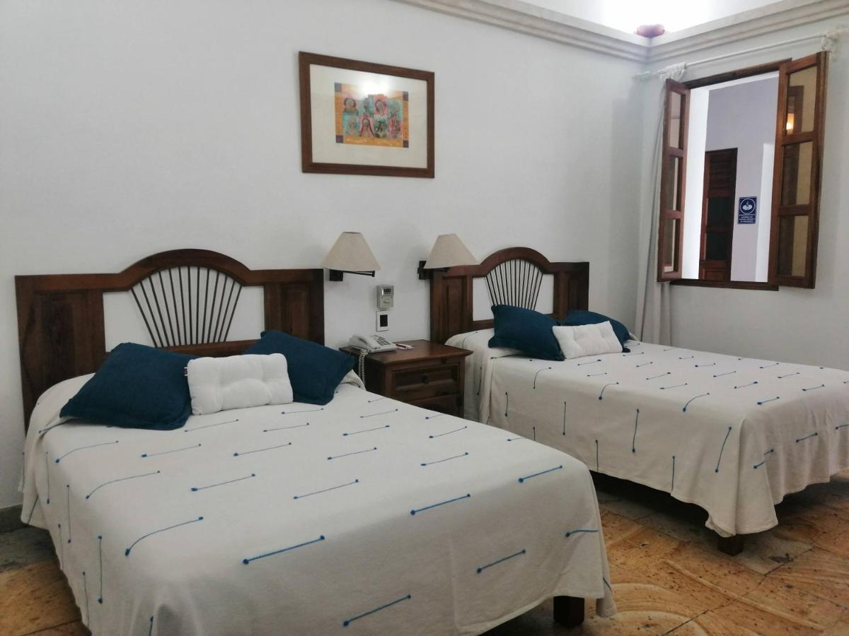 Hotel Aitana Oaxaca Szoba fotó