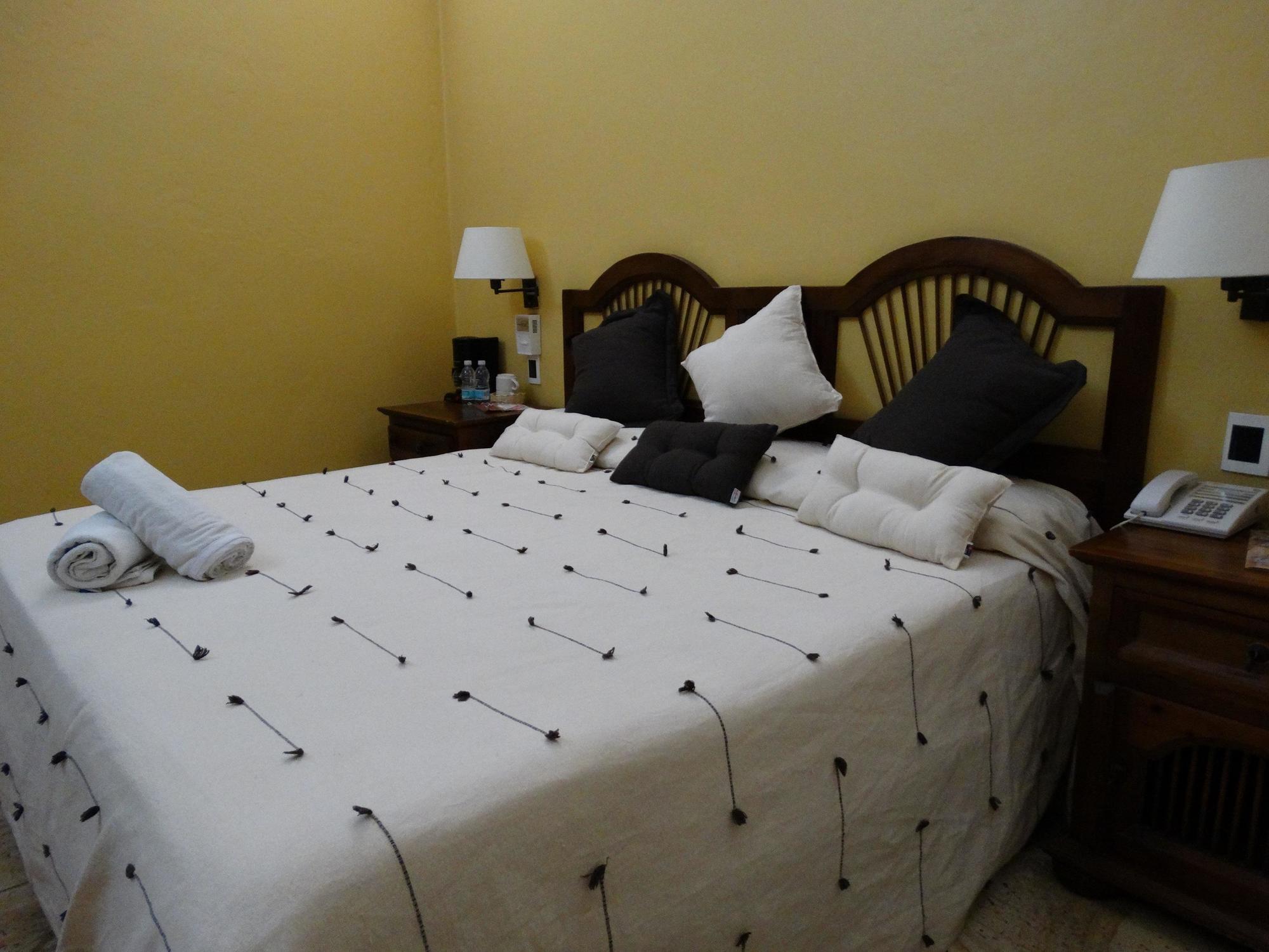 Hotel Aitana Oaxaca Kültér fotó